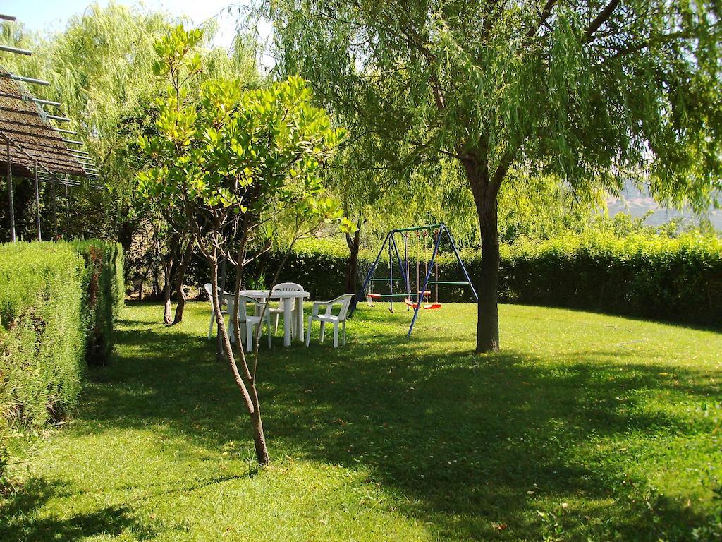 Agriturismo Cugumia Thiesi Екстериор снимка