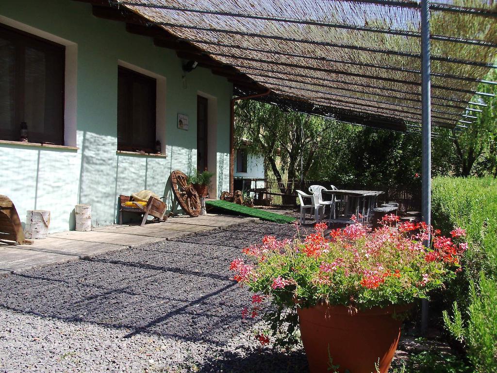 Agriturismo Cugumia Thiesi Екстериор снимка